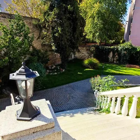 Okszi Vendeghaz Guest house Szeged
