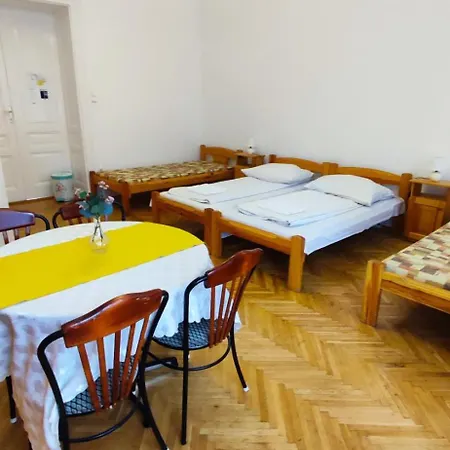 Guest house Okszi Vendeghaz Szeged